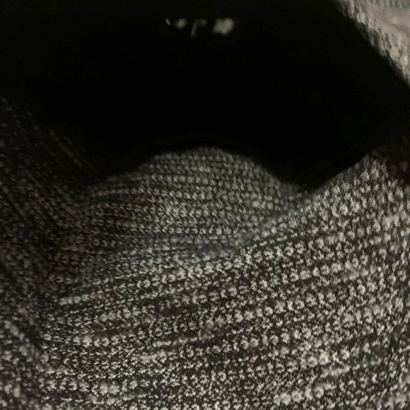 Lululemon sit-up jacket size 4 - Picture 7 of 8